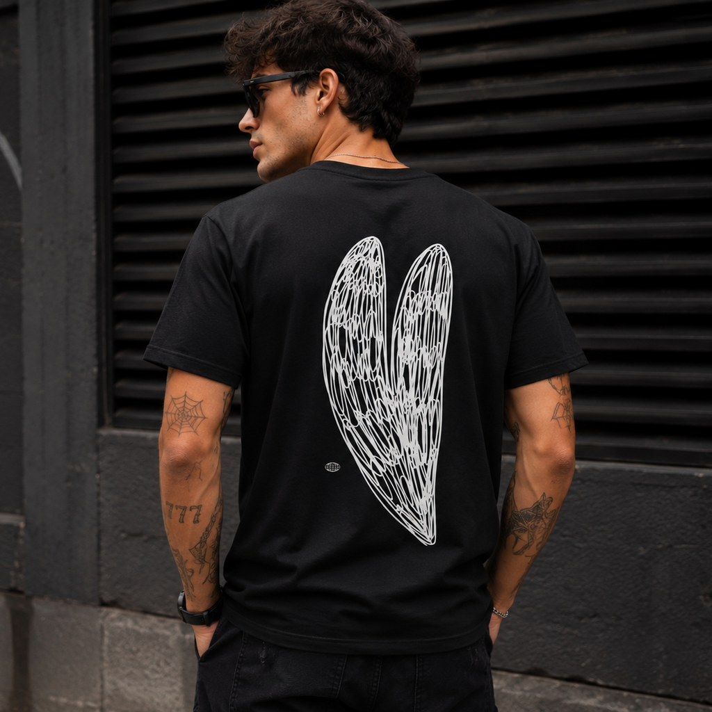 Camiseta Freedom Heart — Vista o que você sente. Sem precisar dizer.