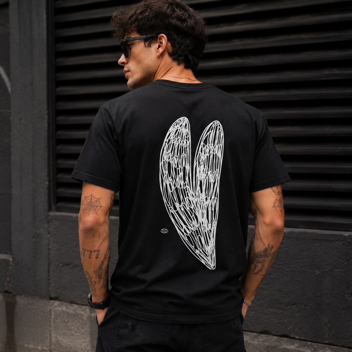 Camiseta Freedom Heart — Vista o que você sente. Sem precisar dizer.