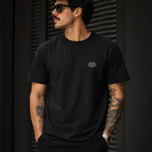 Camiseta Alternative Vibes Only — Vista Sua Própria Frequência